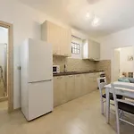 Sea Breeze Paros *
