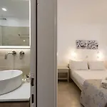 Sea Breeze Paros Apartmán Alikí