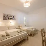 Sea Breeze Paros *