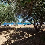 Sea Breeze Paros Apartmán *