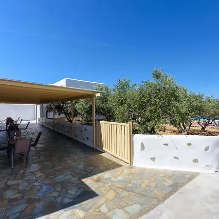 Sea Breeze Paros Apartment