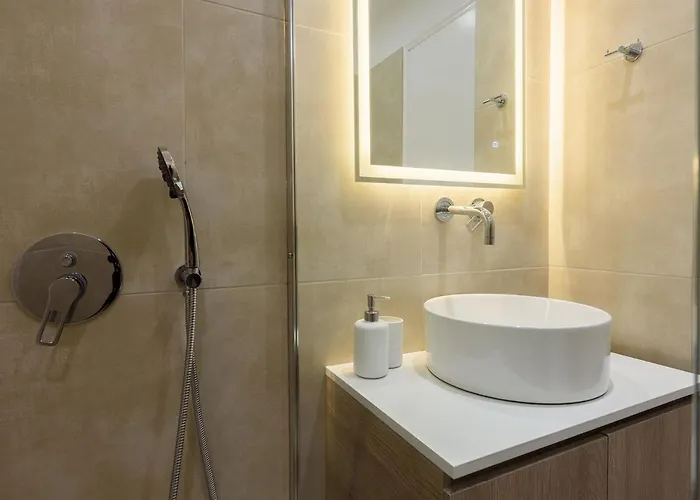 Sea Breeze Paros Apartment *