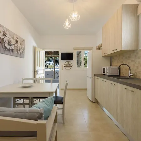 Sea Breeze Paros * Aliki (Paros)