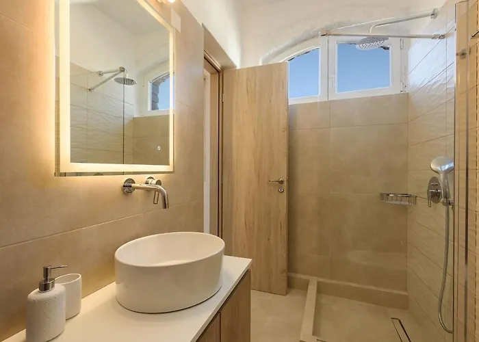 Sea Breeze Paros Αλυκή