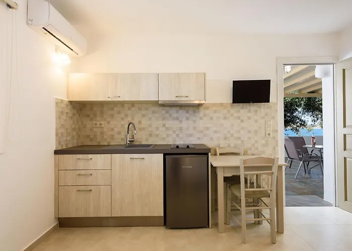 Sea Breeze Paros Αλυκή